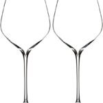 Elegant Wine Glass Pair